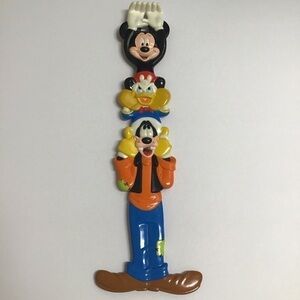 Disney Parks Back Scratcher Totem Pole Goofy Donald & Mickey Classic 15" Vintage